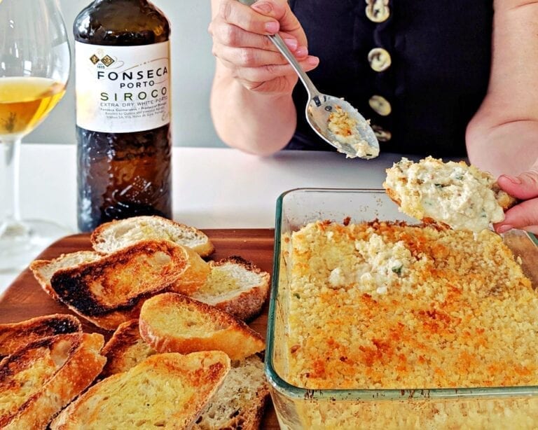 Fonseca White Port with Crab Dip