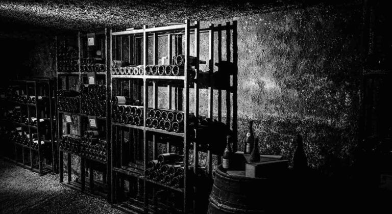 How To Store Wine For A Few Days Or A Few Decades – #004