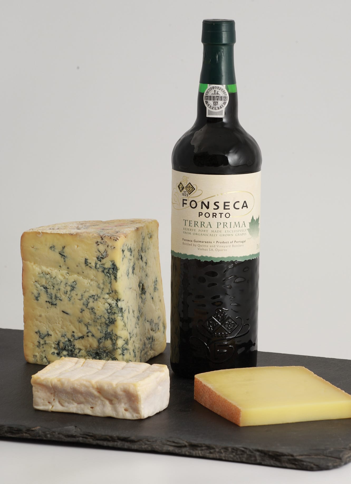 Port wine, Fonseca, cheese, wine and cheese pairing, port bottle
