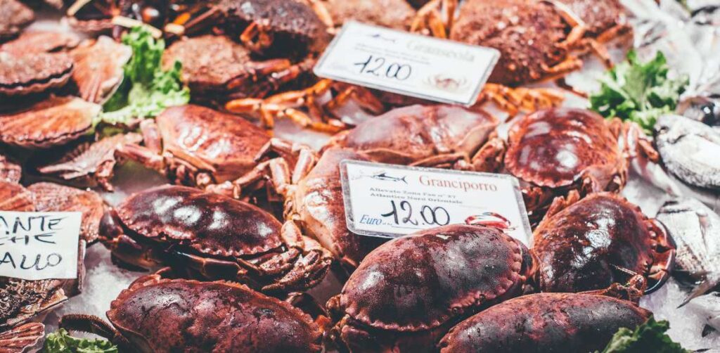 Crabs in seafood market in Italy