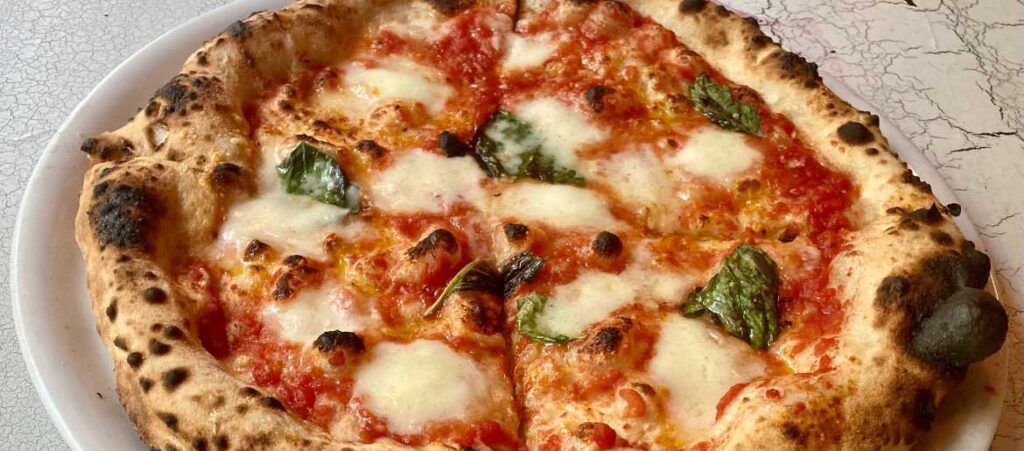 Pizza Margherita — the simplest and the best pizza