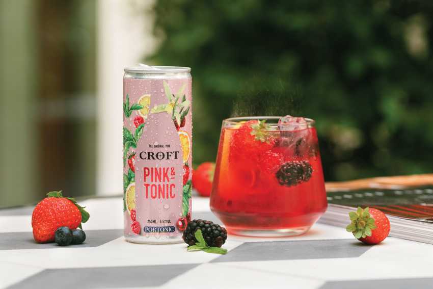 Add berries to your Pink & Tonic to make the flavors pop