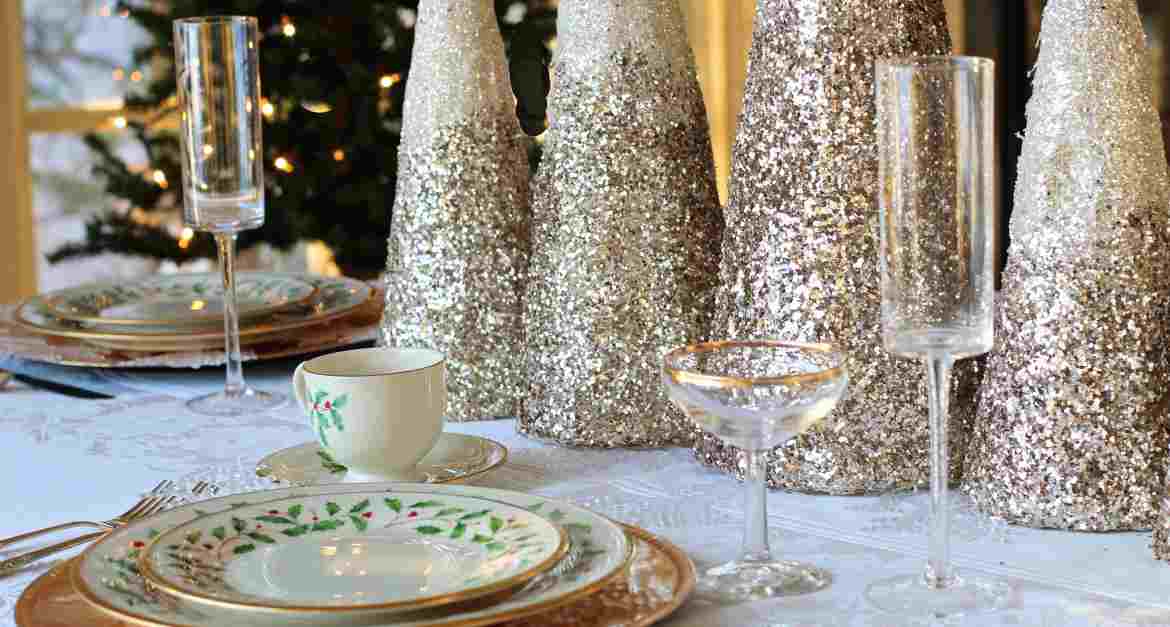 Sparkling Christmas Dinner - pair with bubbles for holiday host gift
